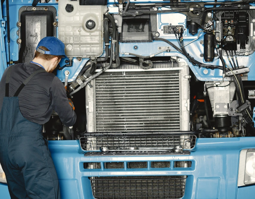 A revisão do seu caminhão está em dia?